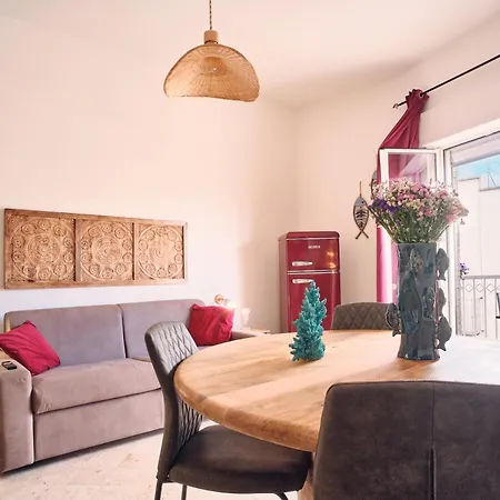 Conchiglia & Medusa أوترانتو